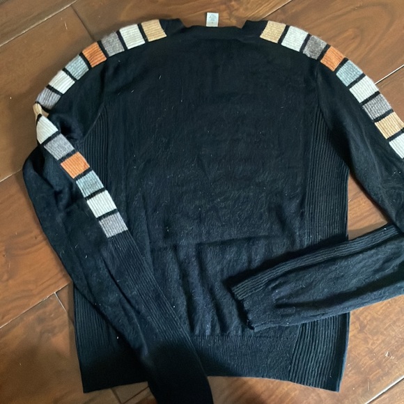 Autumn Cashmere sweater size S - super soft and looks great with everything - Picture 3 of 3